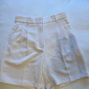 Aritzia Wilfred Effortless shorts light birch